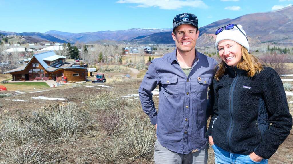 Simi Hamilton and Sophie Caldwell Hamilton on Monday, April 12, 2021, near the AVSC Clubhouse in Aspen. Photo by Austin Colbert/The Aspen Times.